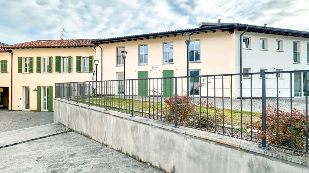 Välivaade - Rustic Monastery Apartment with Lake View in Cannobio