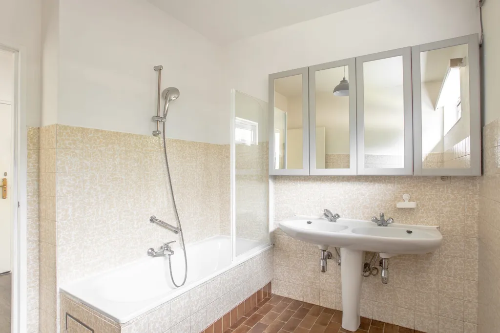 Vannitoad - Corner Apartment with Garden in Schelle