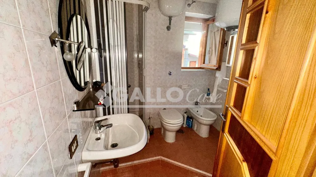 Salles de bain - Bifamiliar Villa with Garden in Spezzano della Sila