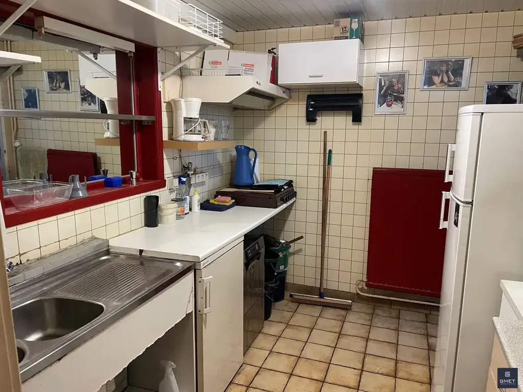Cucina - Commercial Space with Potential in Top Location