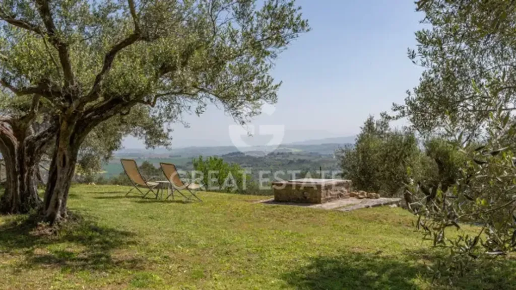 Jardin - Rustic Apartment with Pool in Piegaro