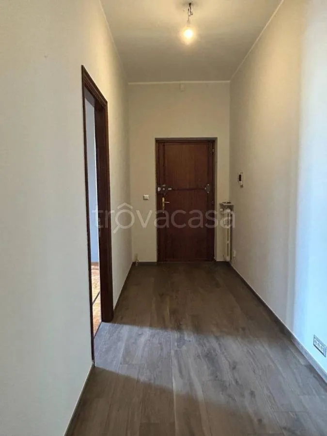 Hallway - Rustic Apartment with Veranda in Madonna dell'Olmo
