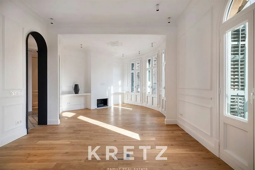 Elutuba - Apartment with Balcony in Eixample Izquierdo