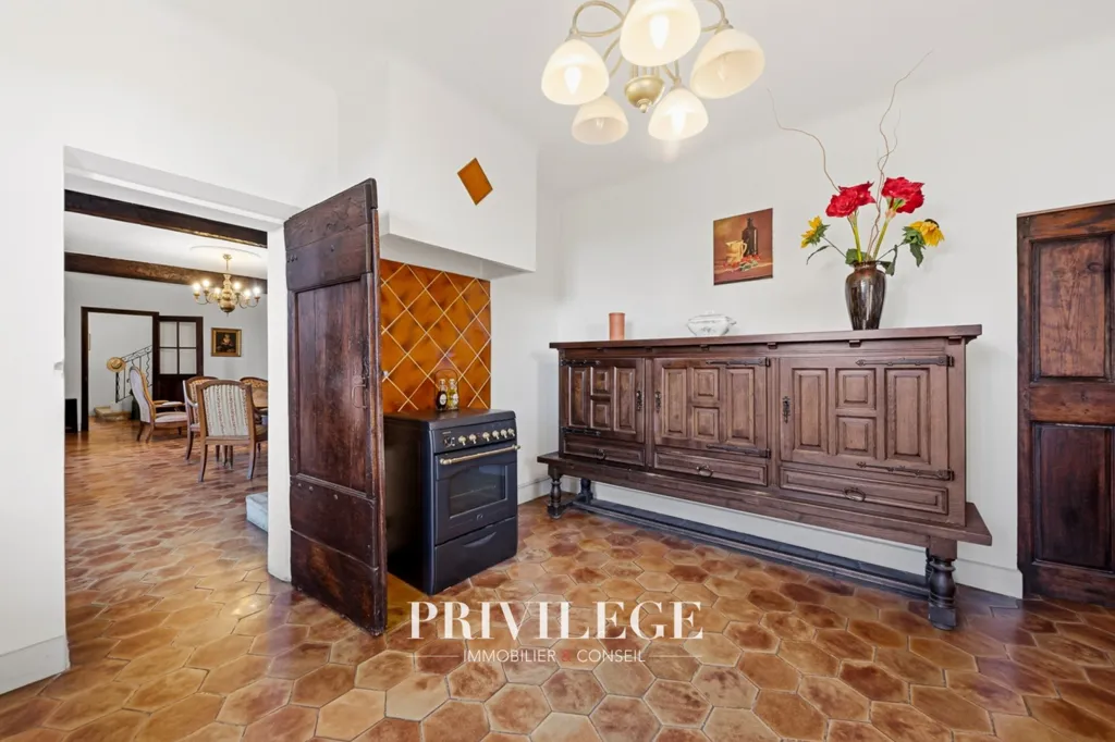 Salle à manger - Villa avec échappée mer à Ollioules