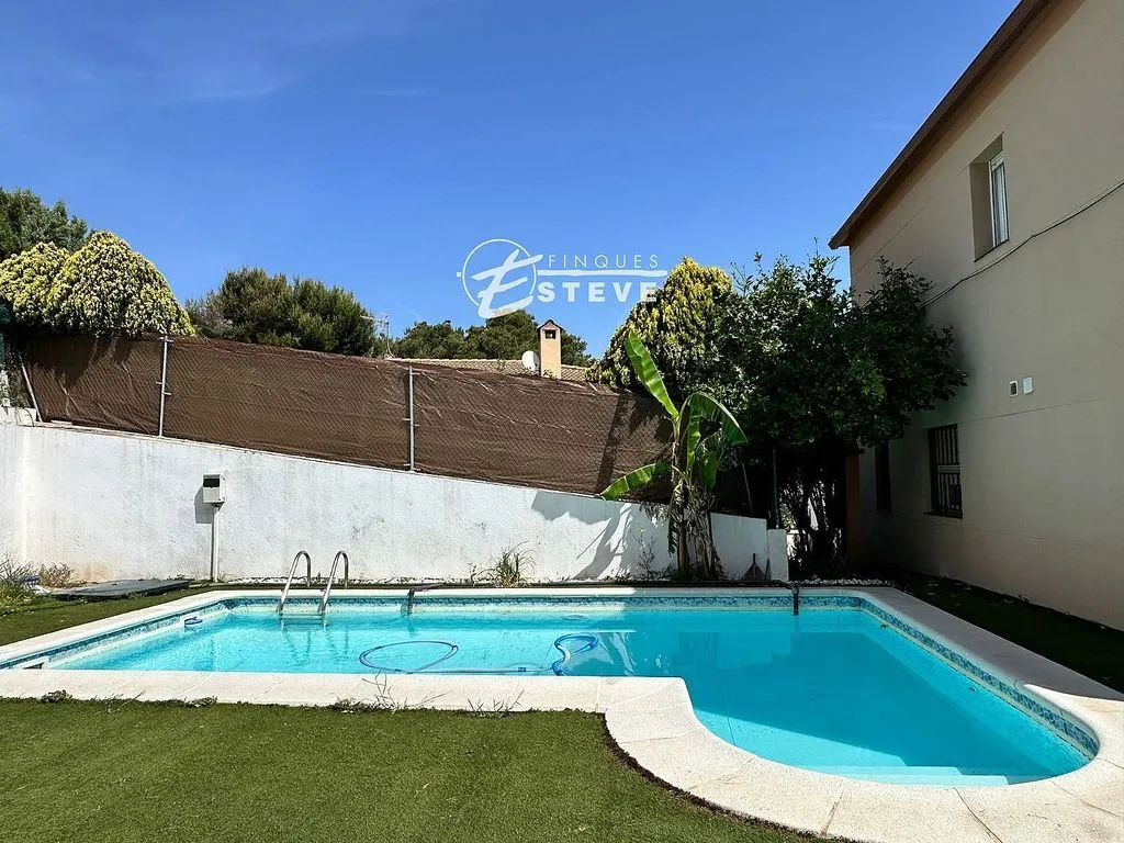 Piscine - House with Pool and Terrace in Segur de Calafell
