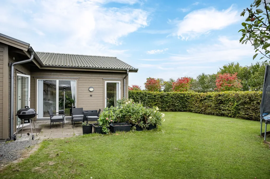 Aed - Apartment with Field View in Viby