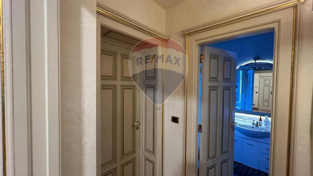 hallway_entrance