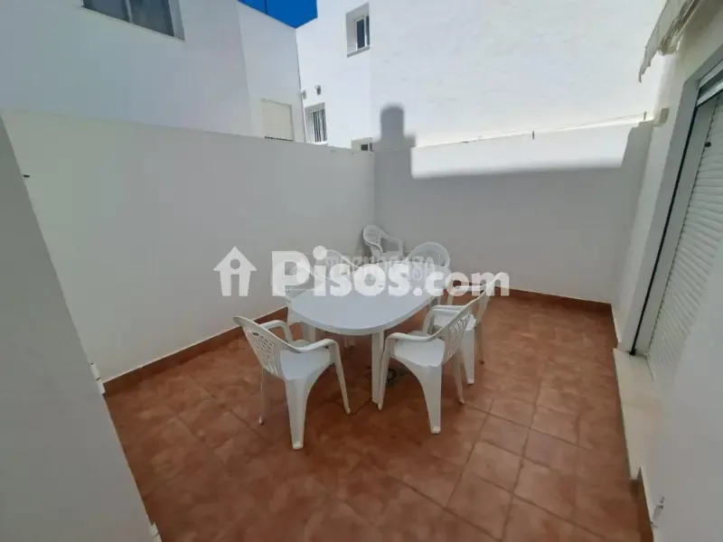 Aed - Reformed Apartment with Patio in Conil