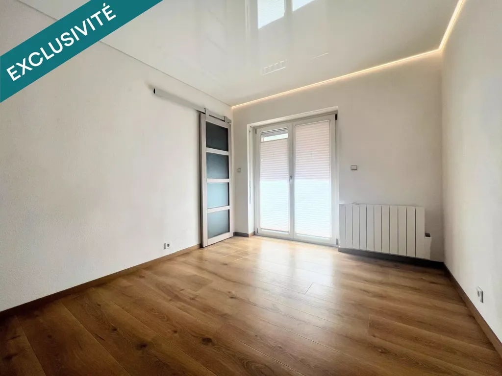 Pièces - Triplex avec Grand Extérieur au Cœur de Didenheim