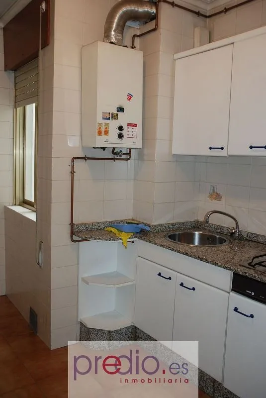 Köök - 2-Bedroom Apartment with Garage in San Roque