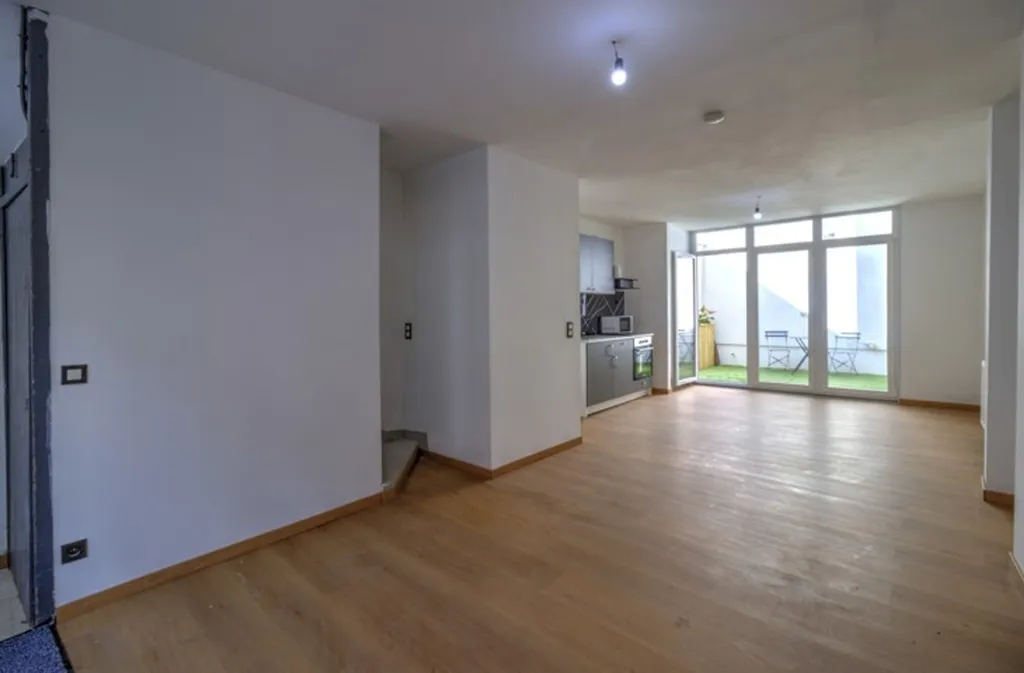 Elutuba - 3-Bedroom House with Terrace in Liège