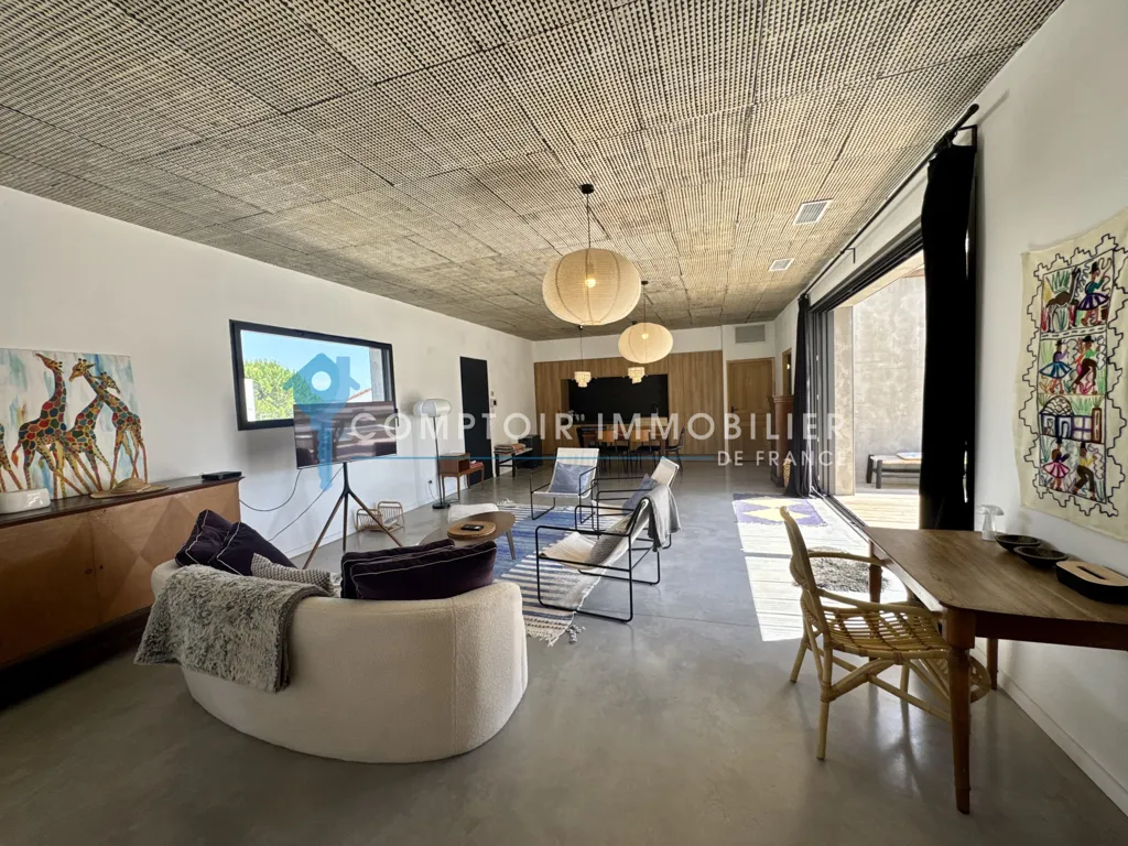 Séjour - Maison Luxueuse avec Vue sur St Côme à Clarensac