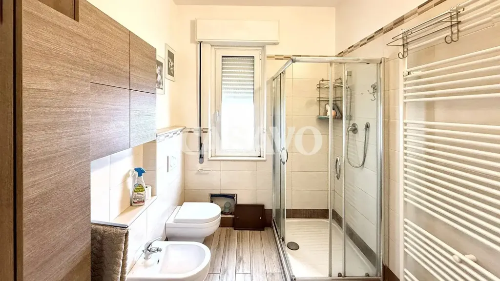 Salles de bain - Modernised Apartment with Balcony in Ovada