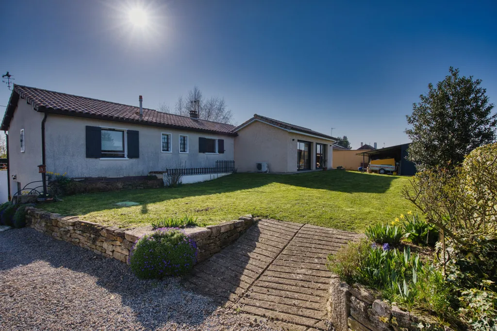Garden - Charming Villa with Garden View in Fleurville