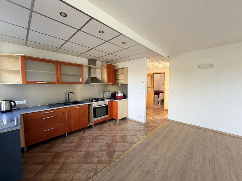 Appartement 4 pièces à Rakvere linn