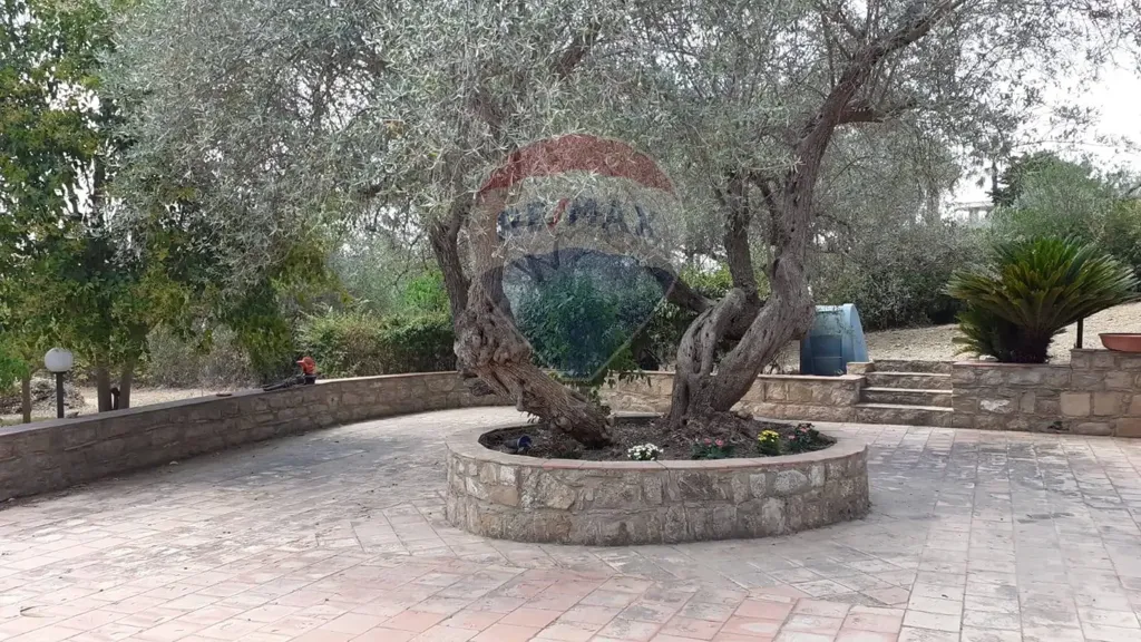 Aed - Spacious Villa with Garden in Piazza Armerina