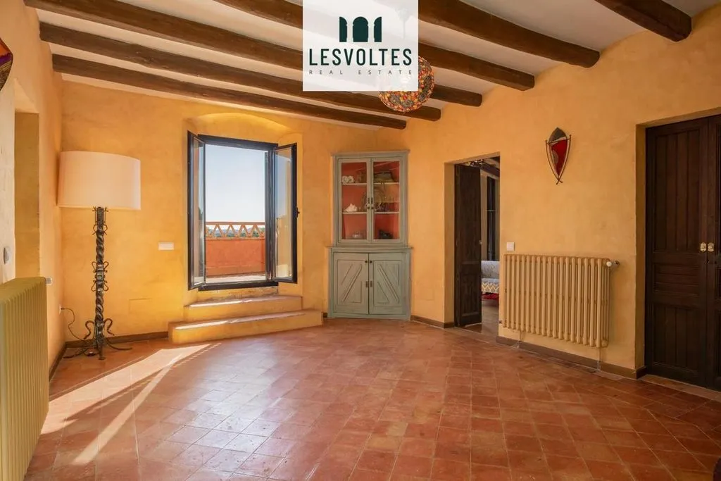 Soggiorno - Refurbished Farmhouse with Pool in Corçà