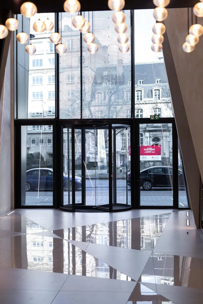 Entrée - Kantoor à Louer avec Parking à Bruxelles