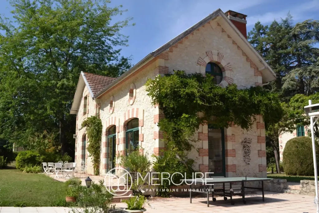 Välivaade - Maison de Maître with Pool in Fleurance