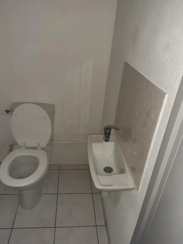 Bagni - 2-Bedroom Apartment with Lift in Rumilly