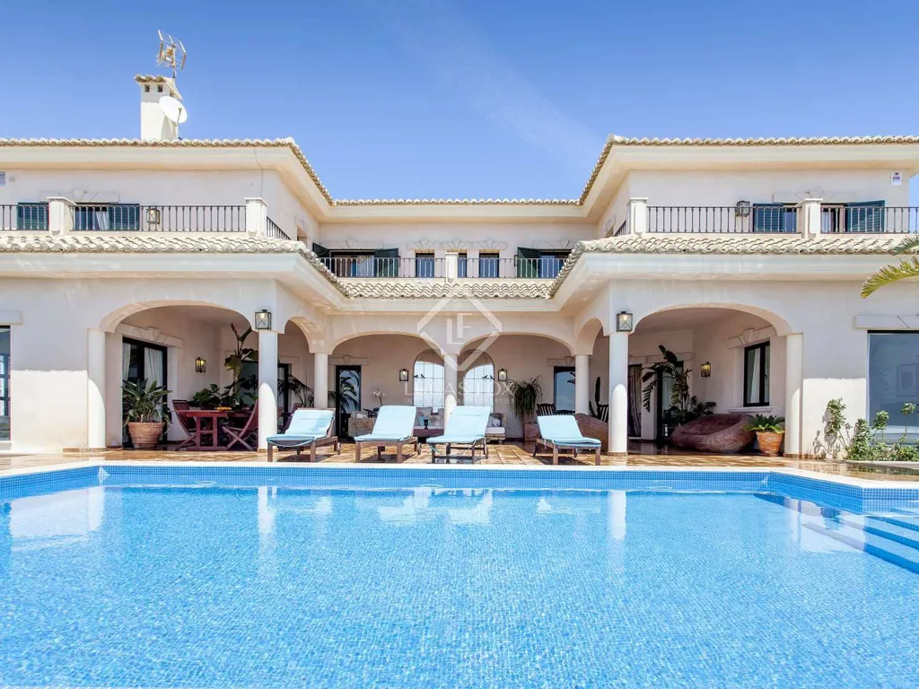pool_area