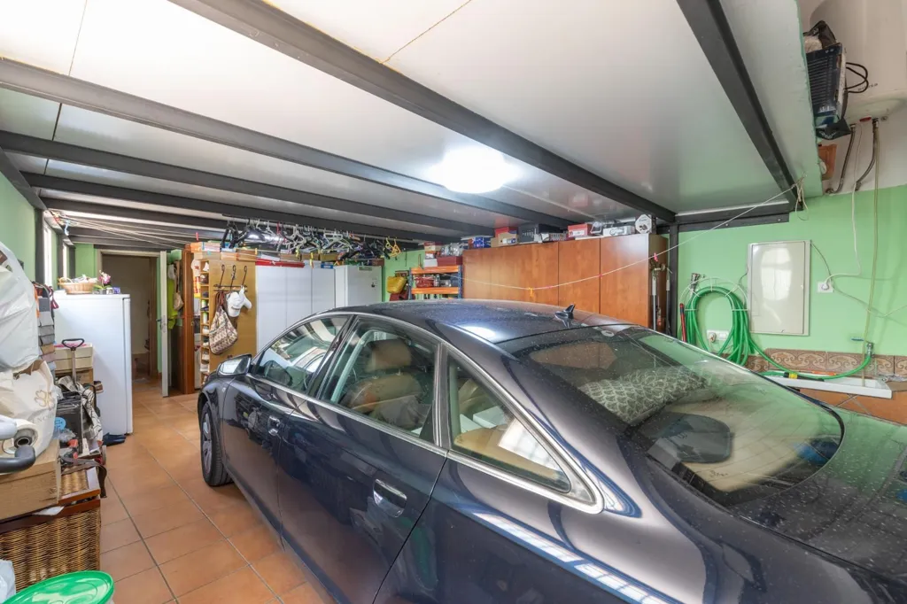 garage