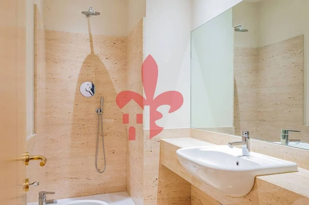 Salles de bain - Luxury Apartment with Terrace in Florence