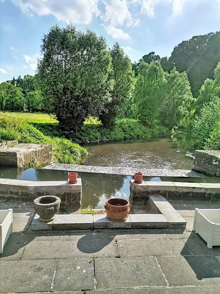 Jardin - Moulin Historique avec Machinerie à Huccorgne