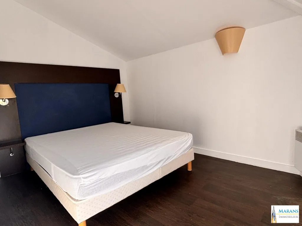 Chambres - Appartement Meublé avec Terrasse à Marans
