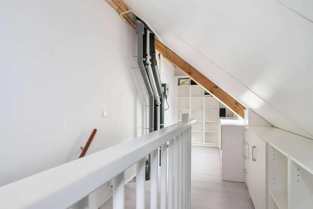 Pièces - Modern Corner House with Garden in Zeist
