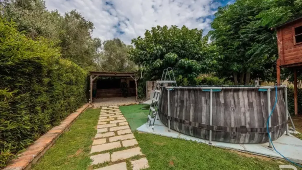 Bassein - Rustic Villa with Solar Panels in Rosignano Marittimo