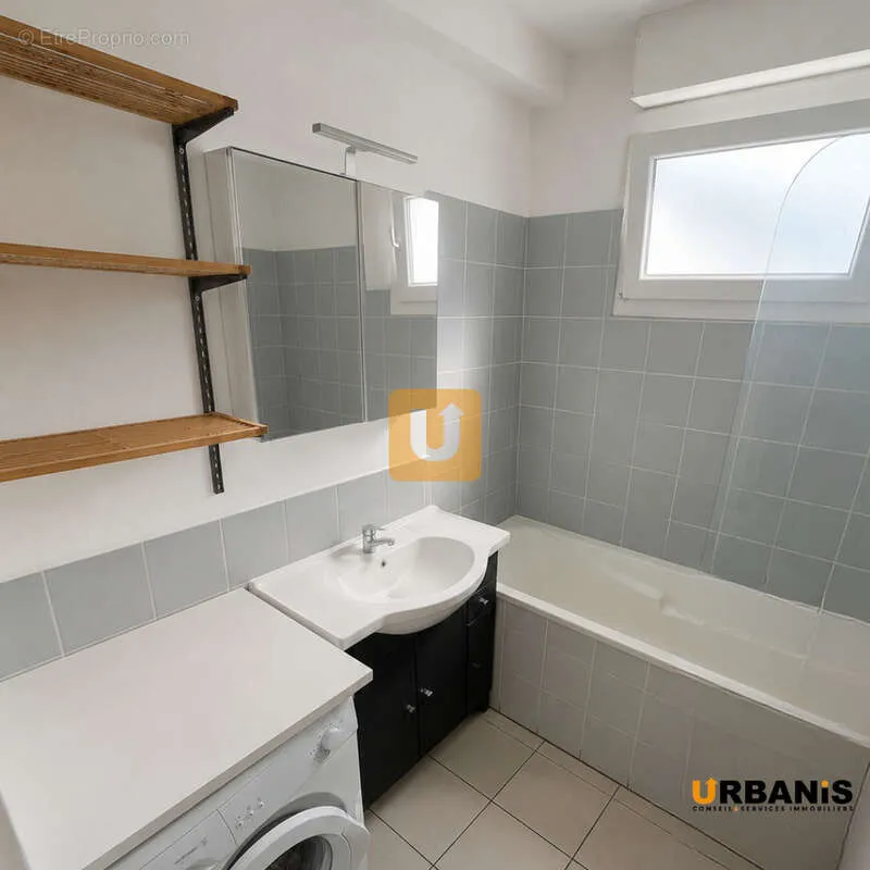 3-toaline korter asukohas Saint-Denis