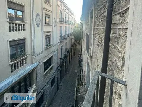 Rõdu - Charming Duplex with Balcony in Girona's Old Town
