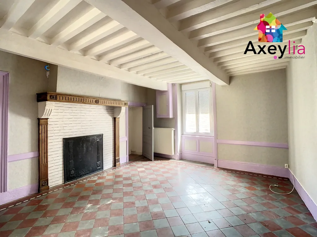 Séjour - Tènement à Rénover au Centre de Renaison