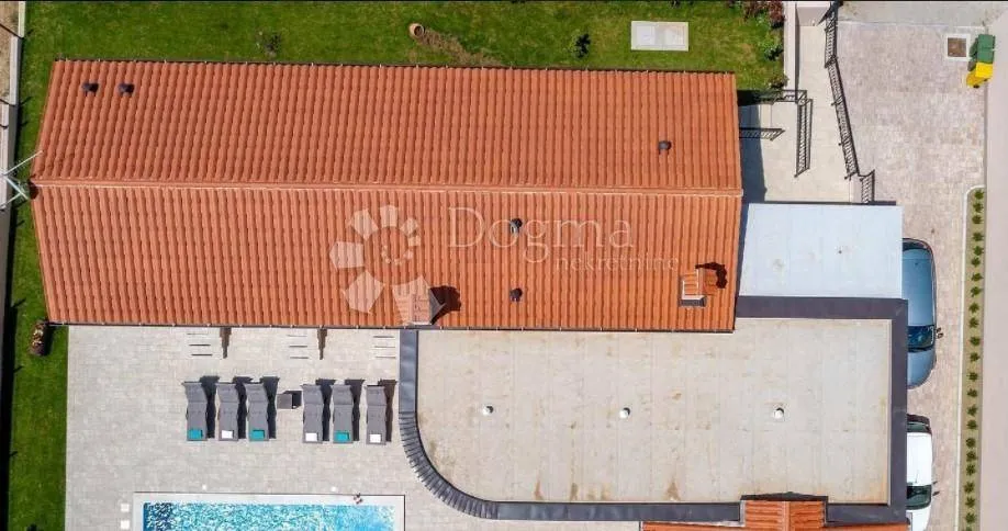 Vista aerea - Modern Villa with Pool near Labin