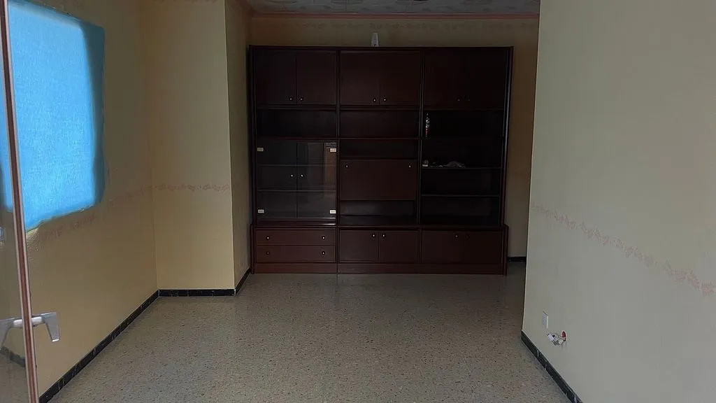 hallway_entrance