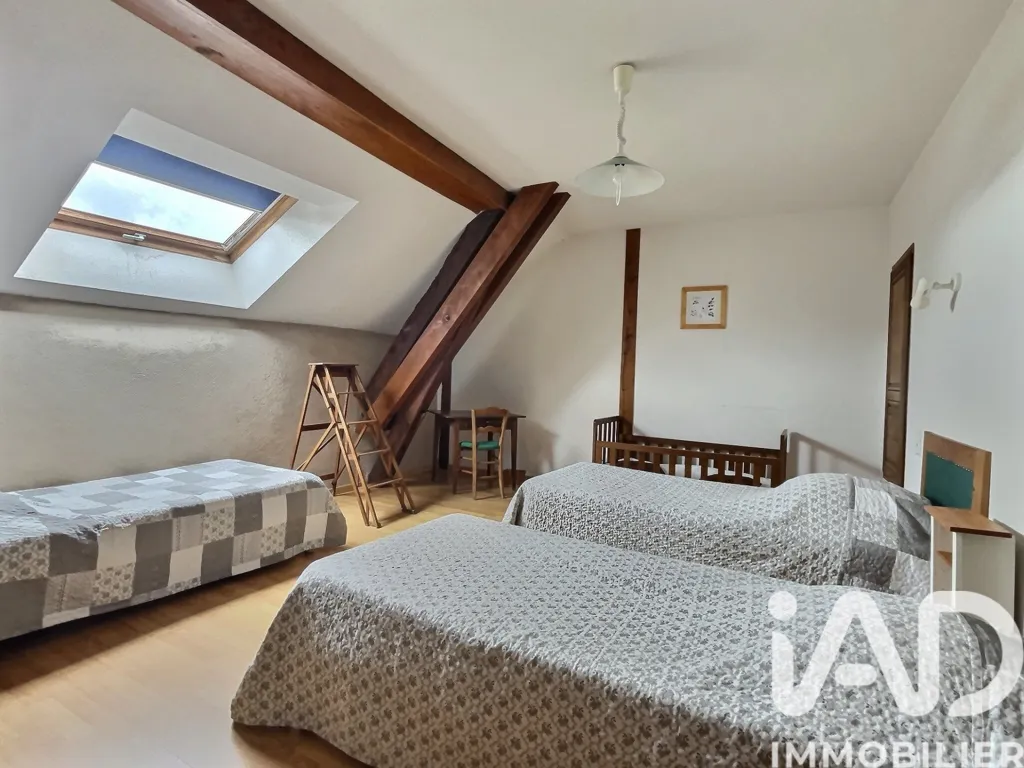 Bedrooms - Characterful Villa with Multiple Gîtes near Montluçon
