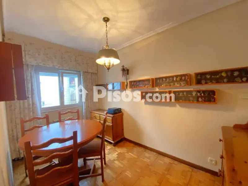 Söögituba - Apartment with City Views in Torrelavega