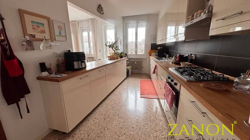 Cocina - Attico with Terrace in Central Gorizia