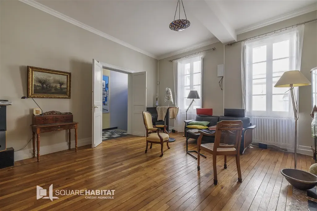 Maison 9 pièces à Libourne