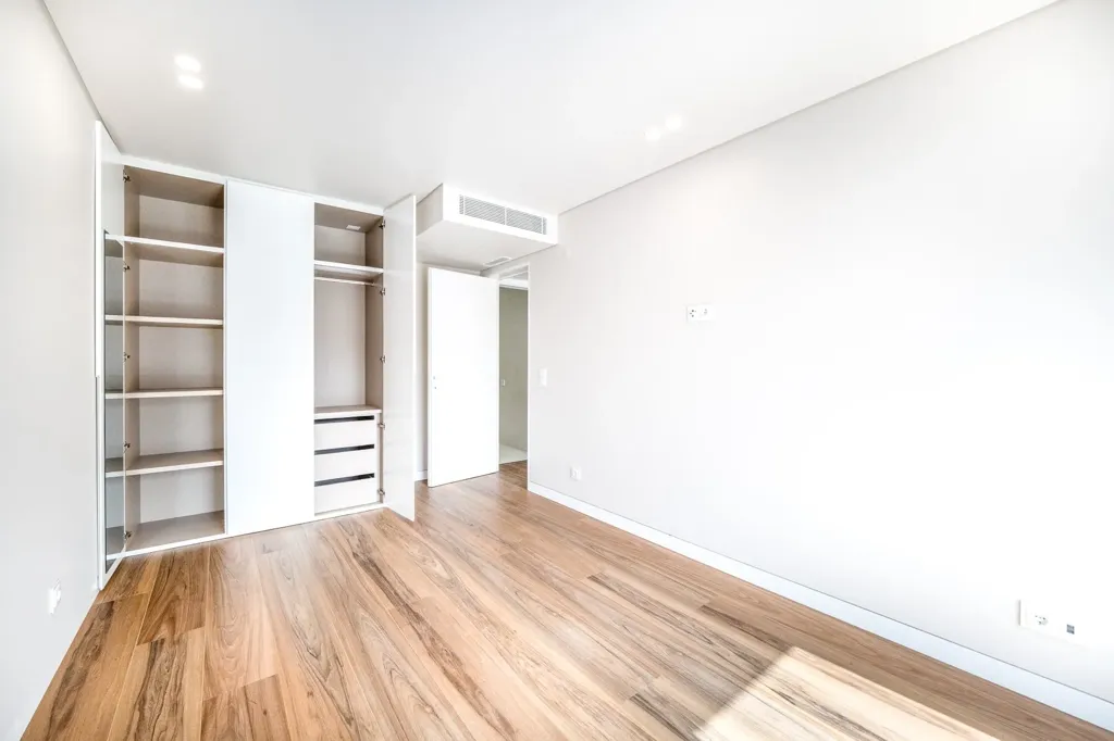 Pièces - Luxury Apartment with Balconies in Cascais