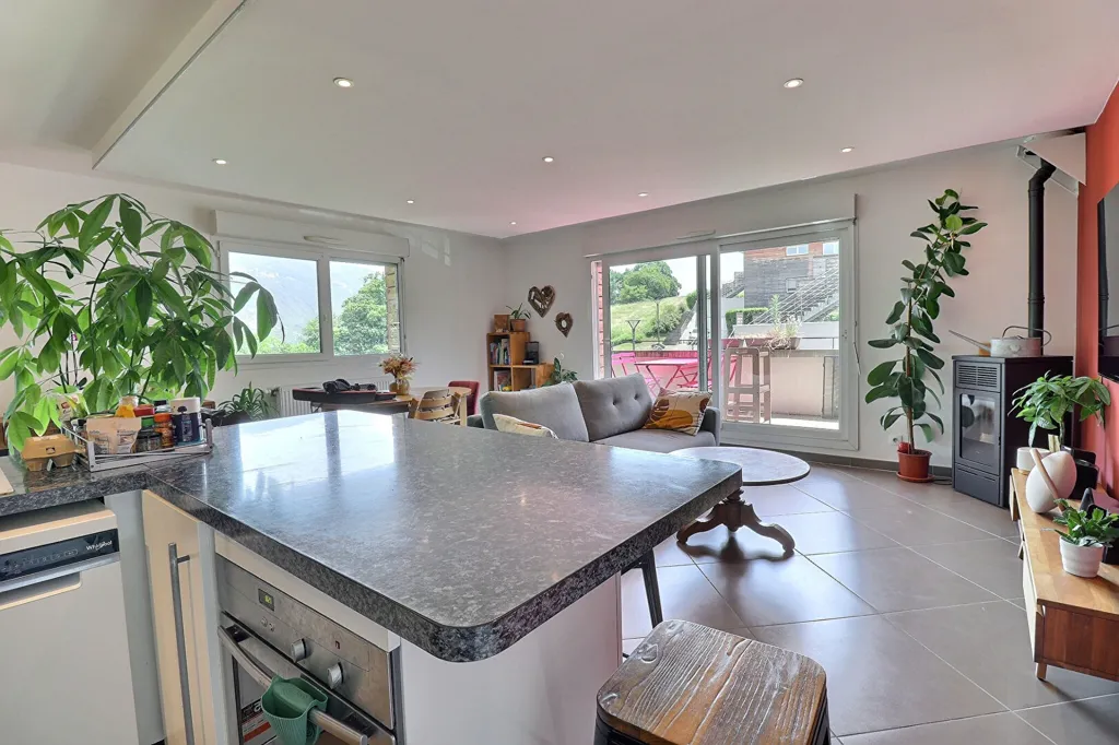 Cuisine - Appartement T3 avec Terrasses à La Ravoire