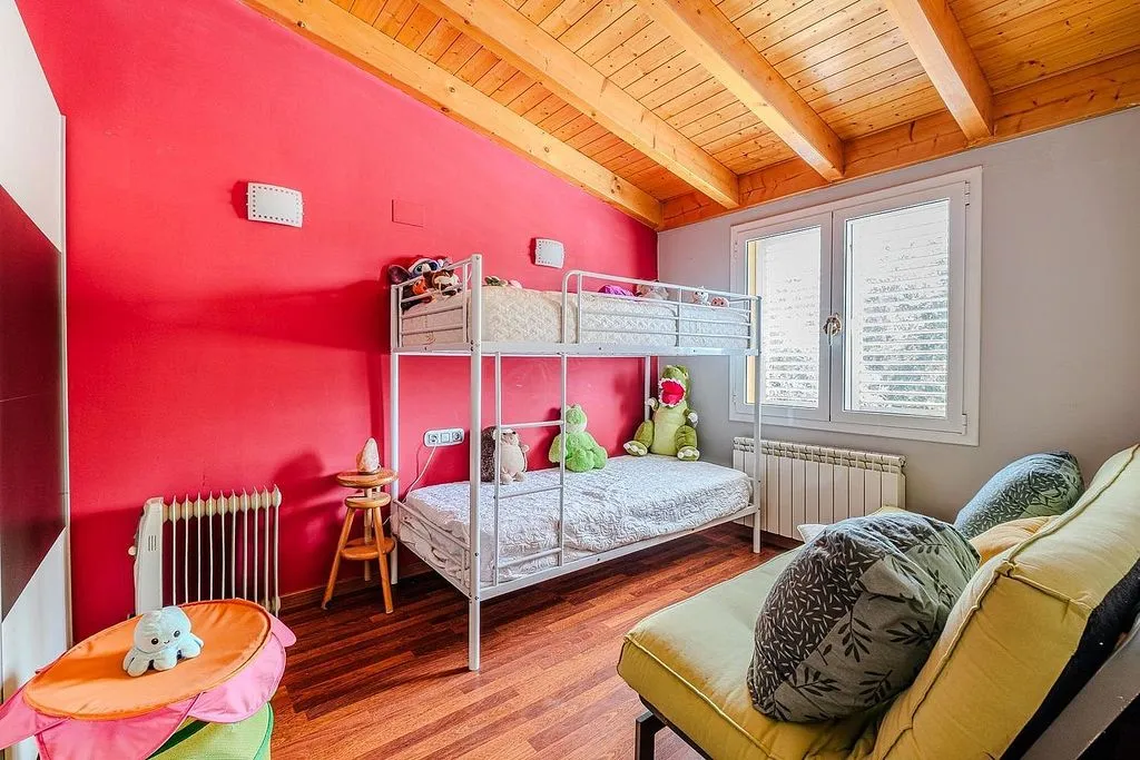 Magamistoad - Chalet with Pool and Terrace in Abrera