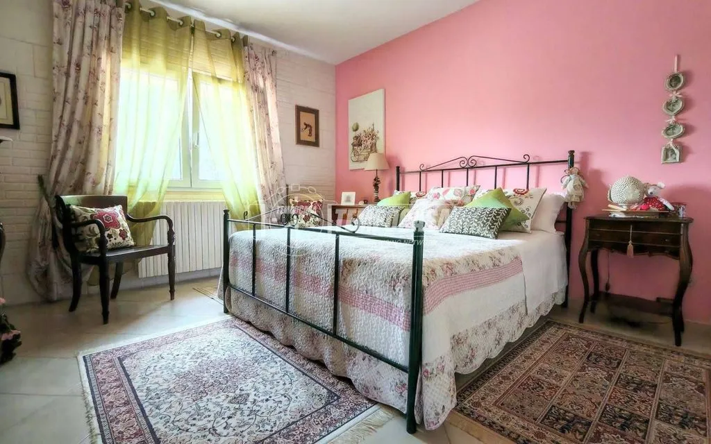 Chambres - Luxury Villa with Private Garden in Carraro Procino