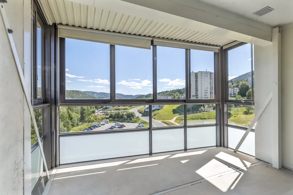 Balcone - Modernised Apartment with Glass Balcony in Oslo