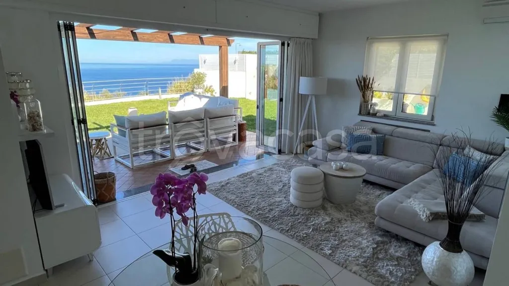 Séjour - Bifamiliar Villa with Sea View in Zambrone