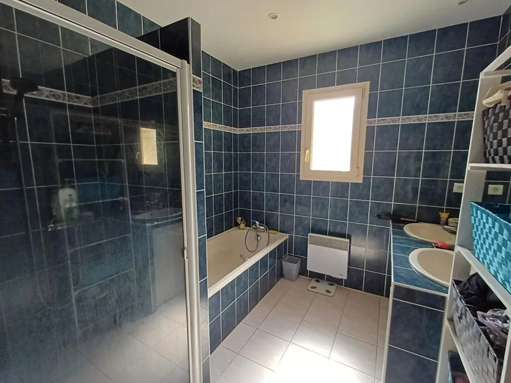 Vannitoad - Single-Storey House with Garden in Vouillé Centre