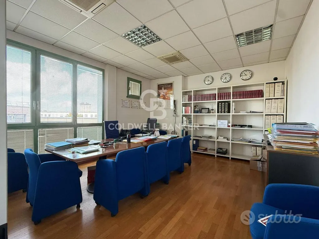 Office - Office with Private Parking in Florence