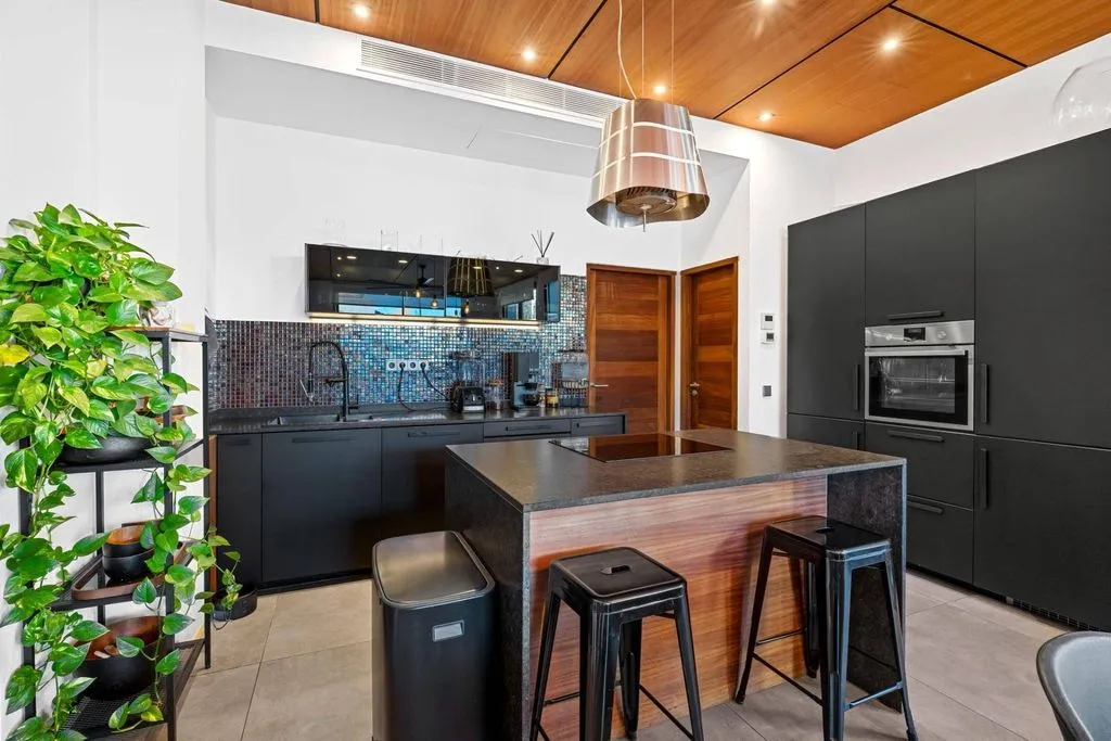 Cuisine - Luxury Flat with Pool in San José, Balearic Islands