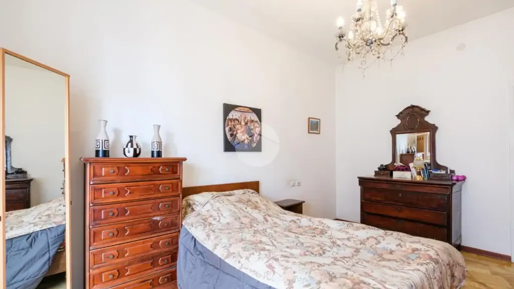 Bedrooms - Triplex with Double Exposure in Milan
